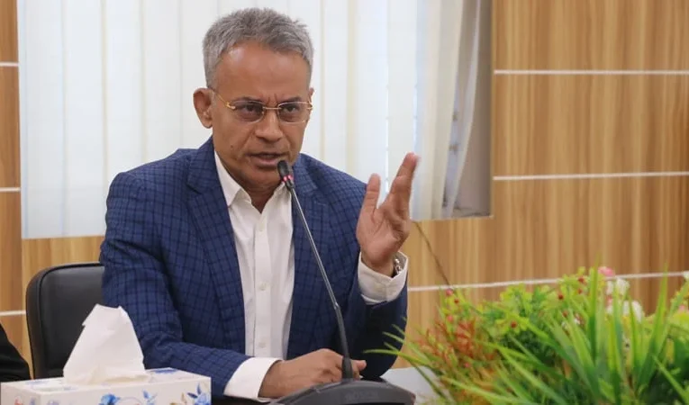 তিন ধরনের যাত্রী মেট্রোরেল ও রেলে ২৫% ছাড় পাবেন: রেলমন্ত্রী
